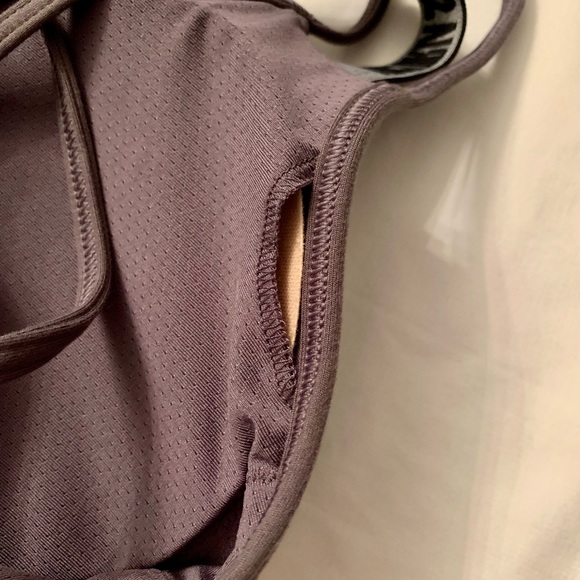 Victoria Secret “Sport”Bra, never worn,size S 
Authentic! With pads. - Picture 3 of 6